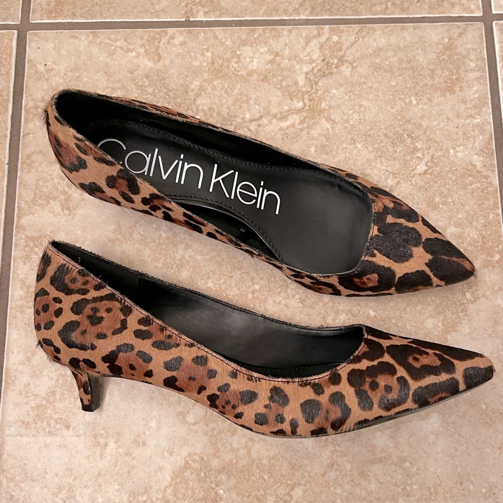 NWOT Calvin Klein Women's Gabrianna Pump size 7